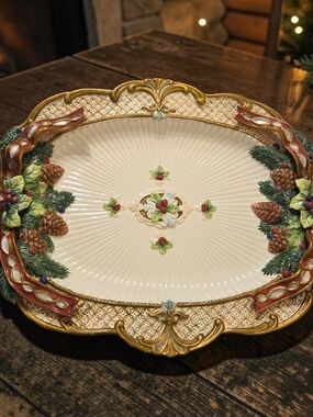 Festive Pinecone Ceramic Serving Platter - Holiday Colors